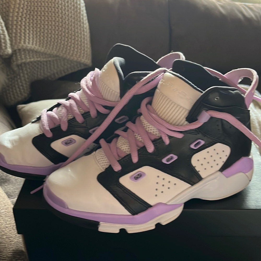 Youth  Nike boys Air Jordan 6 sneakers